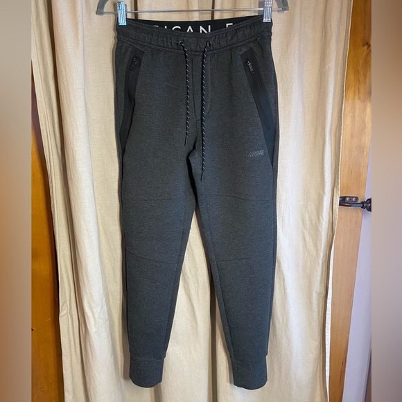 AE Active 24/7 Jogger - Picture 2 of 10
